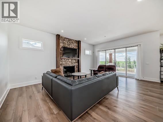 60 Junegrass Terrace, Rural Rocky View County, Alberta  T3Z 0G1 - Photo 11 - A2281565