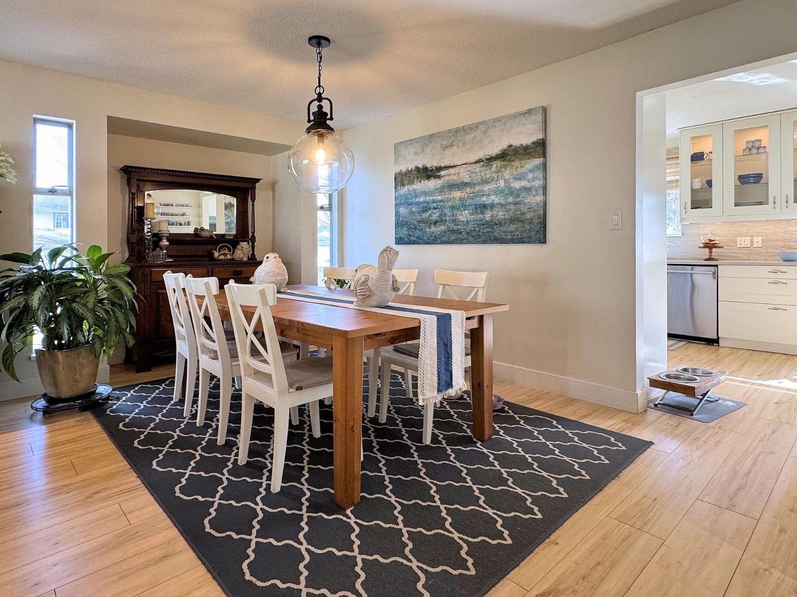 17192 63 Avenue, Surrey, British Columbia  V3S 7G3 - Photo 3 - R3114811