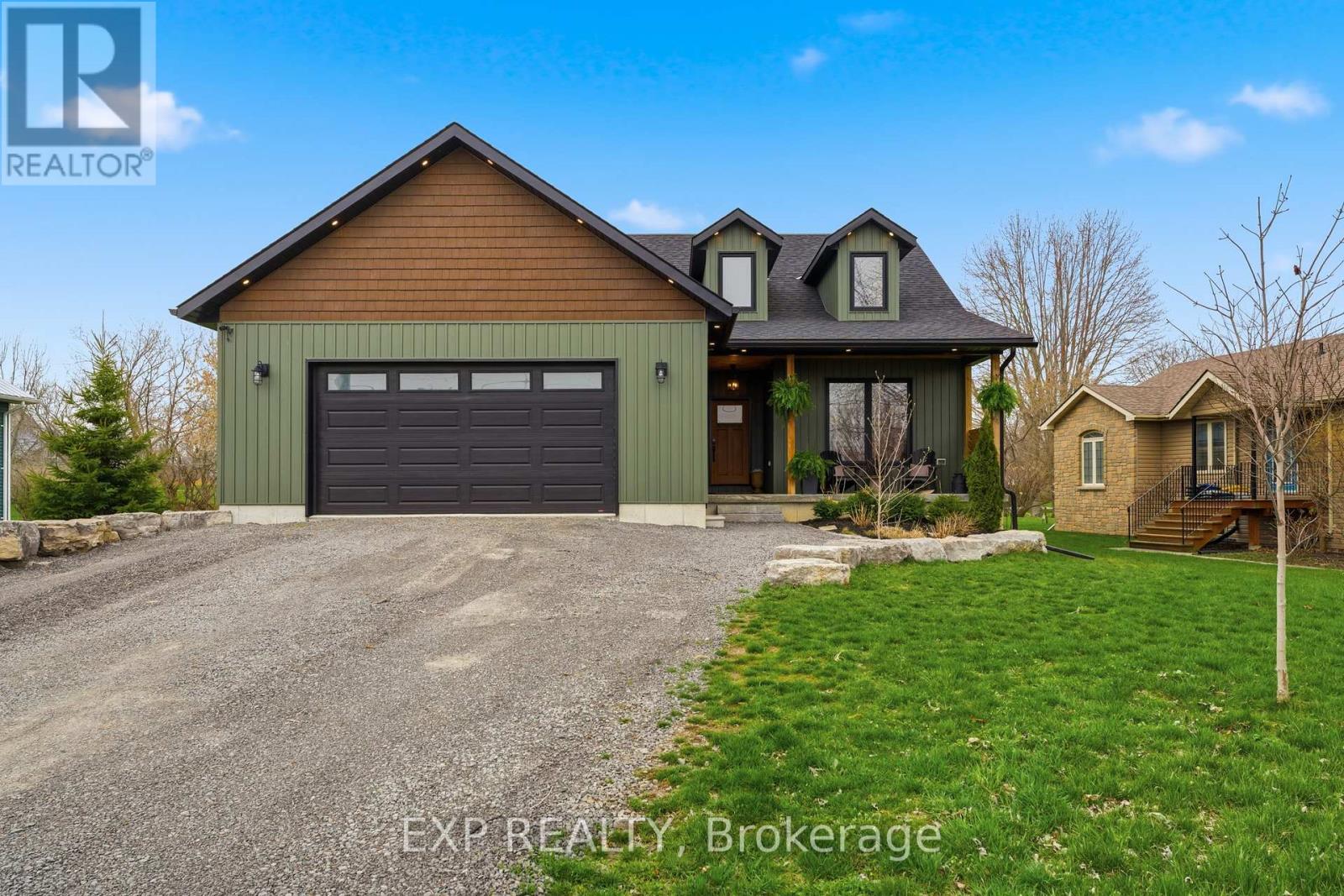11 Lipson Avenue, Prince Edward County, Ontario  K0K 1T0 - Photo 1 - X13033066