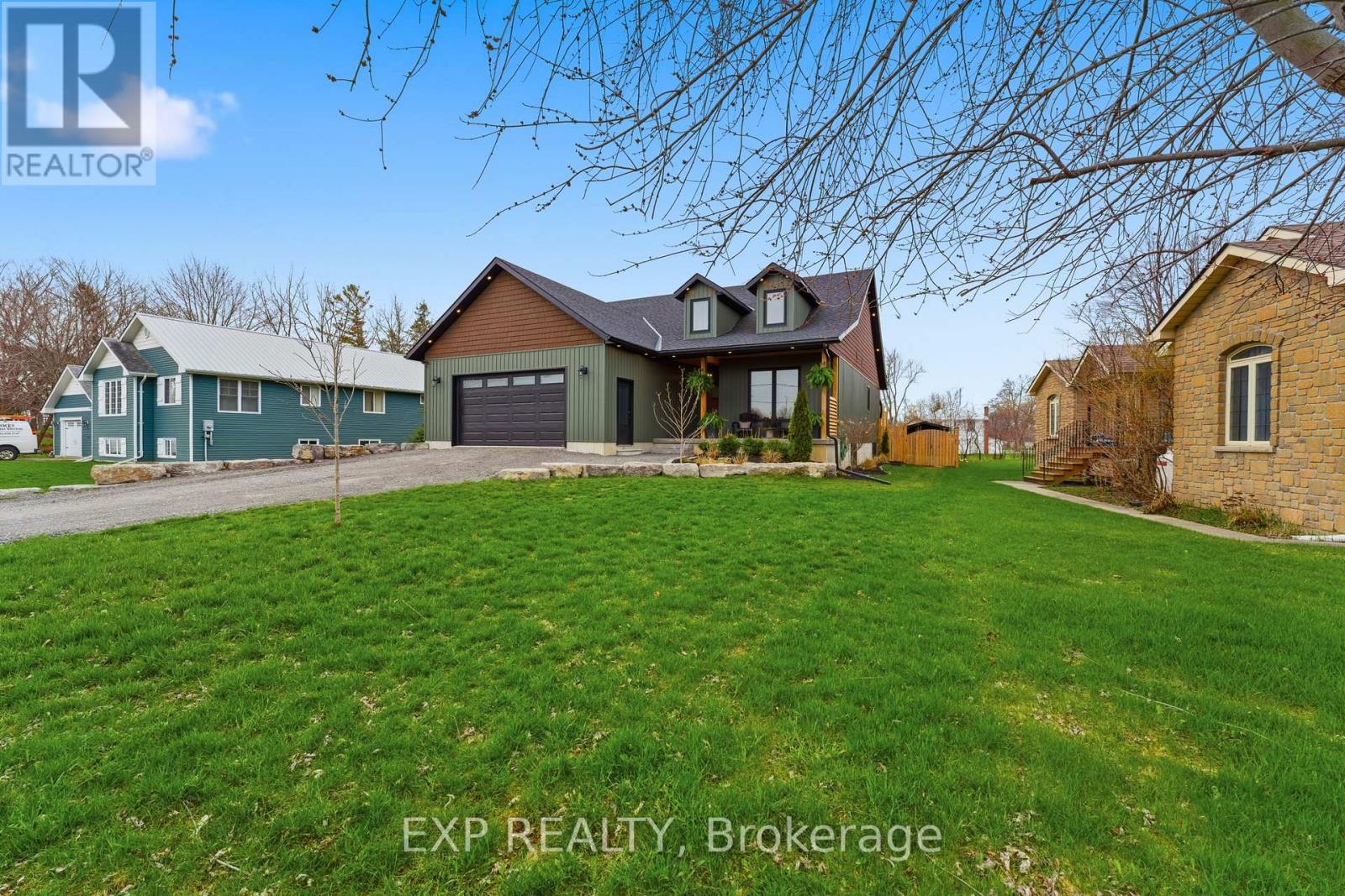 11 Lipson Avenue, Prince Edward County, Ontario  K0K 1T0 - Photo 2 - X13033066