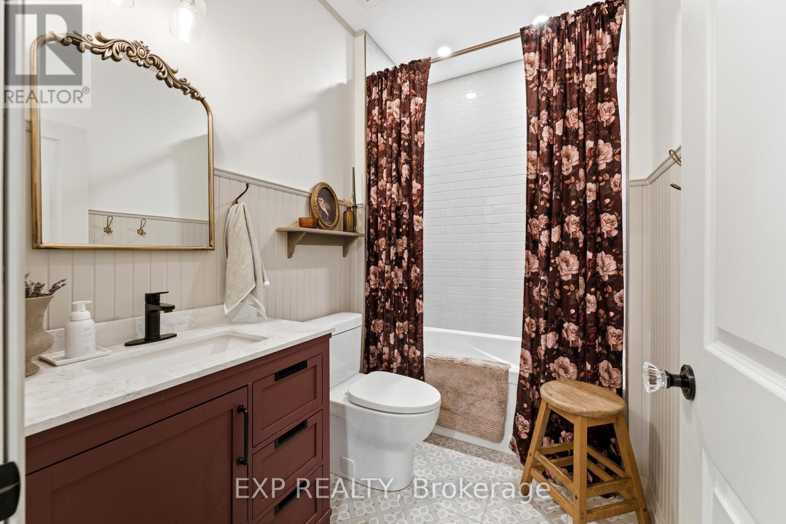 11 Lipson Avenue, Prince Edward County, Ontario  K0K 1T0 - Photo 27 - X13033066