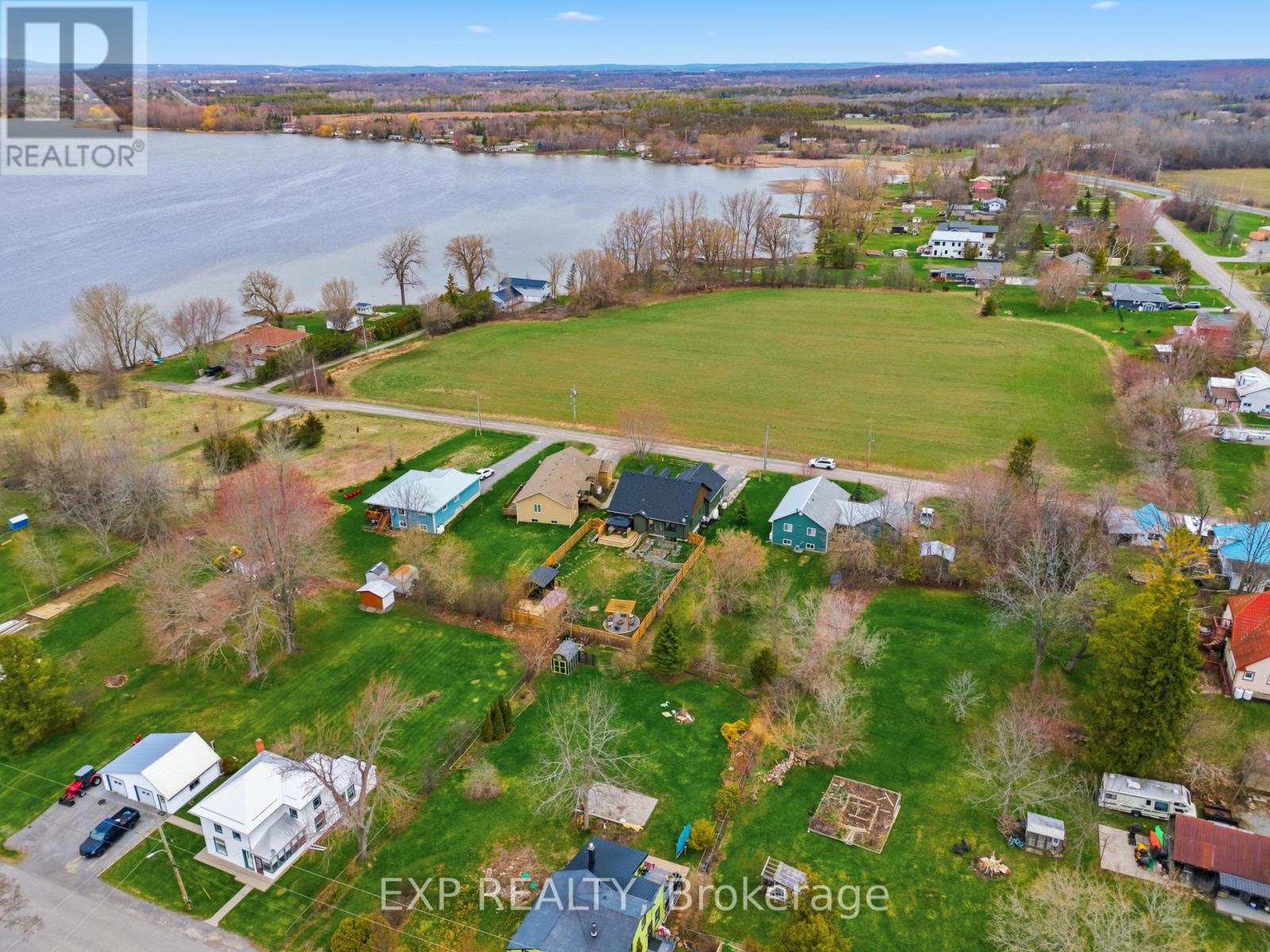 11 Lipson Avenue, Prince Edward County, Ontario  K0K 1T0 - Photo 43 - X13033066