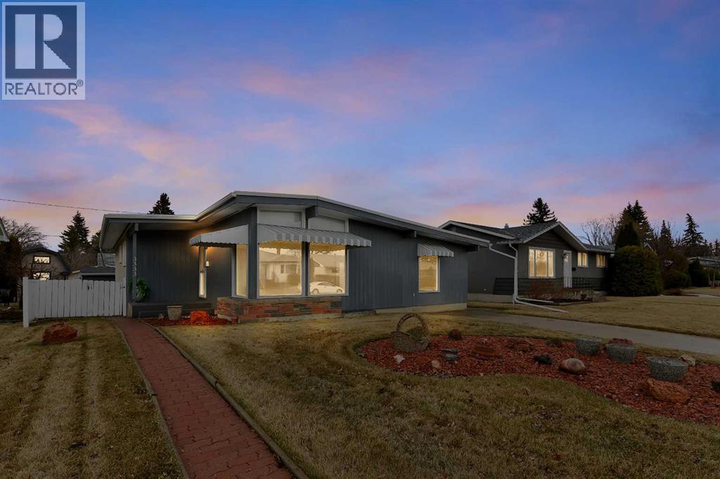 3333 43 Avenue, Red Deer, Alberta  T4N 3B2 - Photo 2 - A2301561