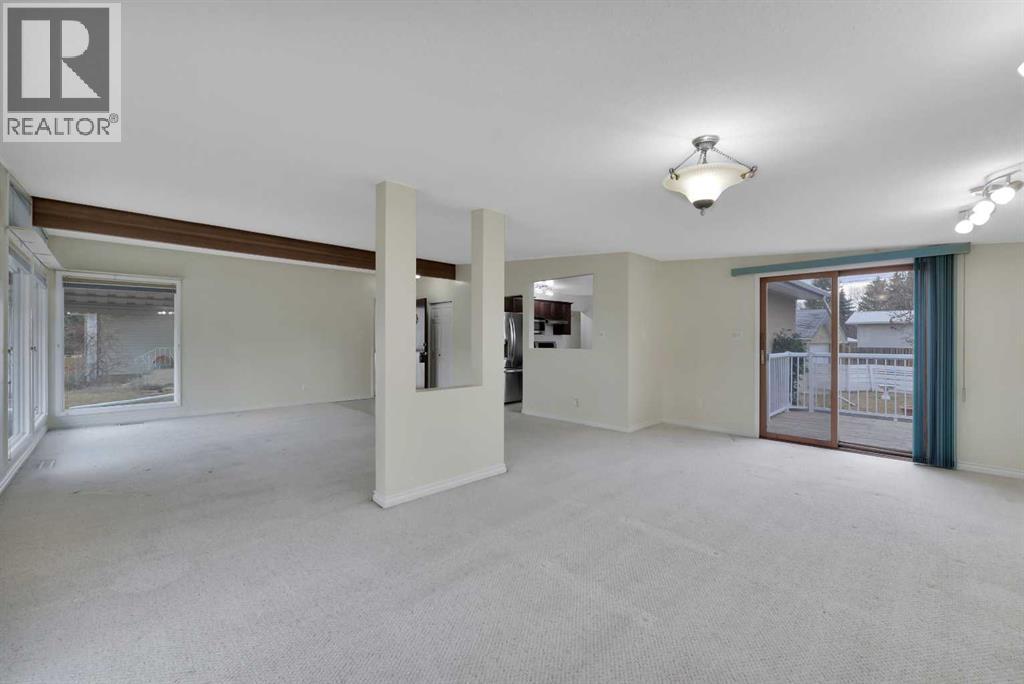 3333 43 Avenue, Red Deer, Alberta  T4N 3B2 - Photo 3 - A2301561