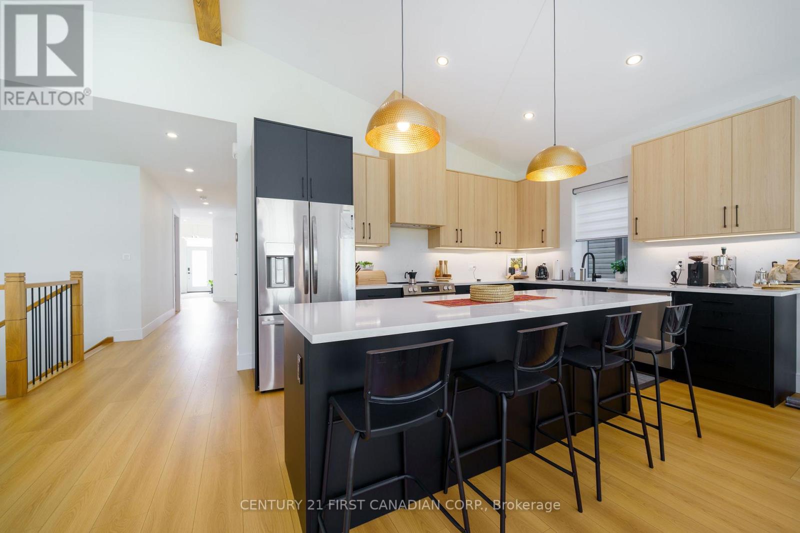 17 Sheldabren Street, North Middlesex, Ontario  N0M 1A0 - Photo 13 - X13033050