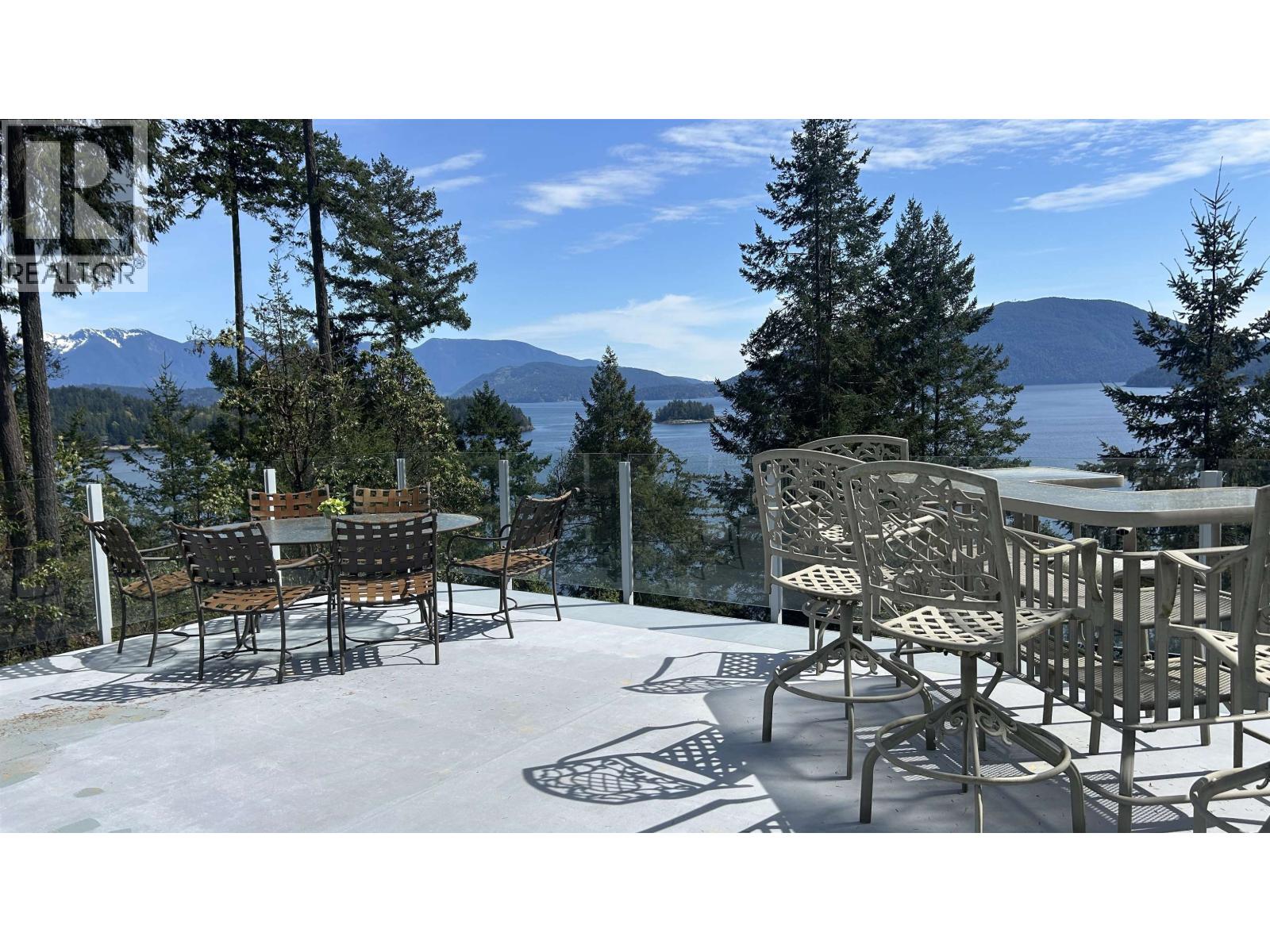 63 Chadwick Road, Gibsons, British Columbia  V0N 1V6 - Photo 6 - R3053462