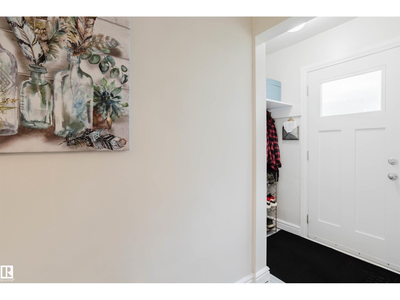 12026 104 St Nw, Edmonton, Alberta  T5G 2L4 - Photo 2 - E4483612