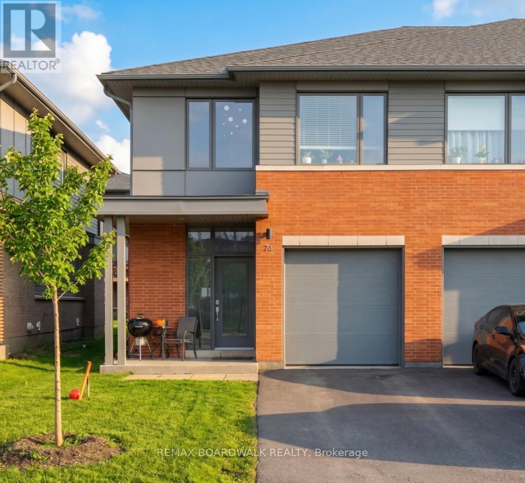 74 MICHAEL STOQUA STREET, Ottawa, Ontario