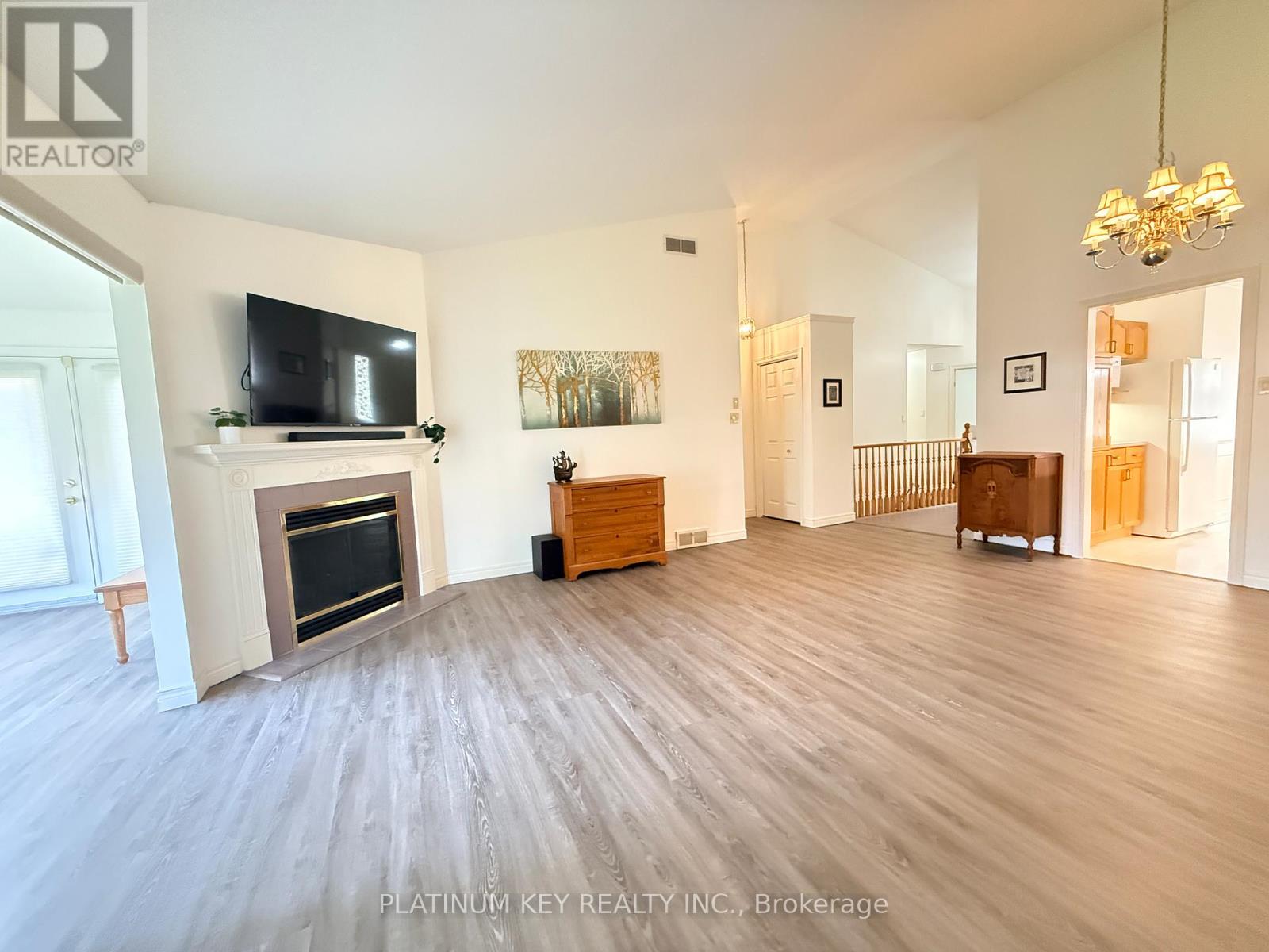 7 - 1331 Commissioners Road W, London South, Ontario  N6K 1E2 - Photo 9 - X12747658