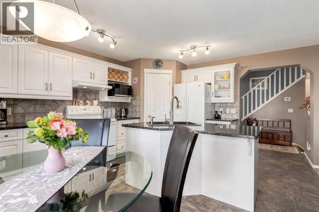 228 Cranfield Park Se, Calgary, Alberta  T3M 1B4 - Photo 9 - A2304323