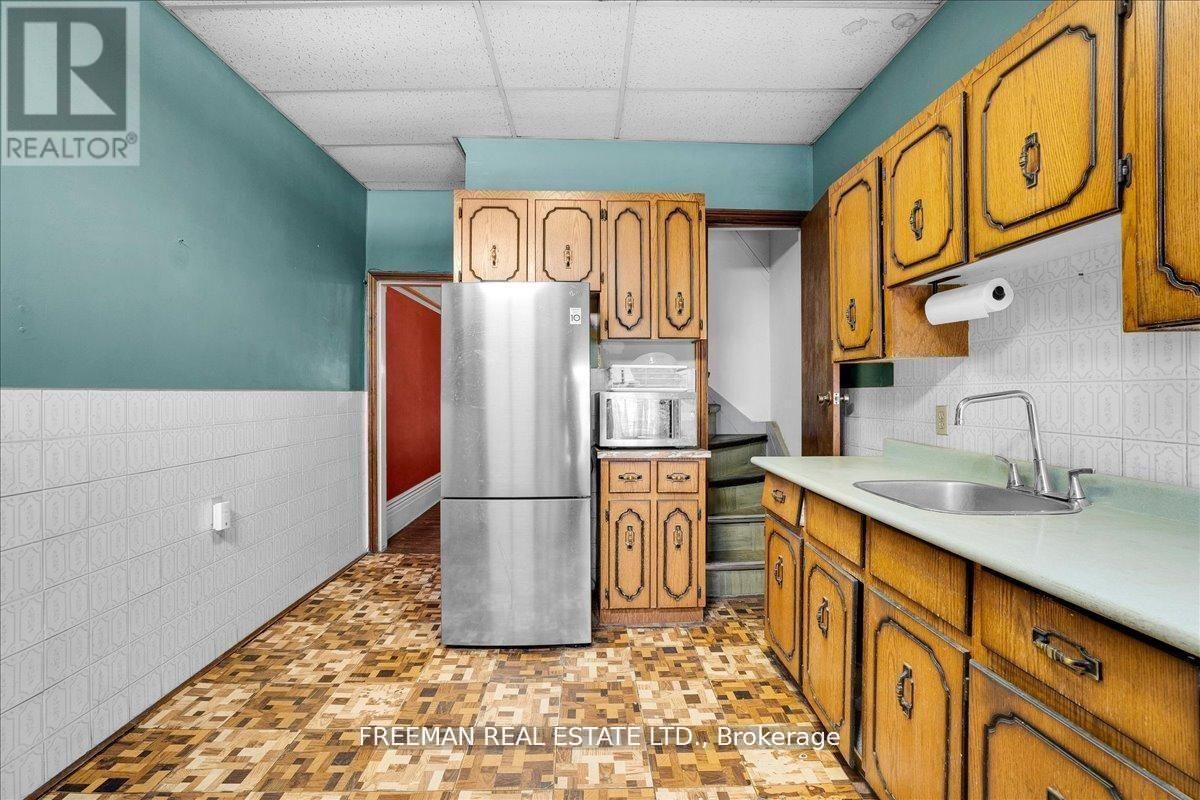 116 Brunswick Avenue, Toronto, Ontario  M5S 2M2 - Photo 10 - C13033020