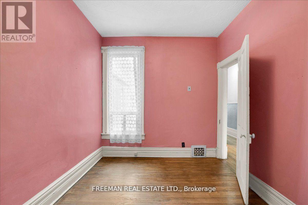 116 Brunswick Avenue, Toronto, Ontario  M5S 2M2 - Photo 13 - C13033020