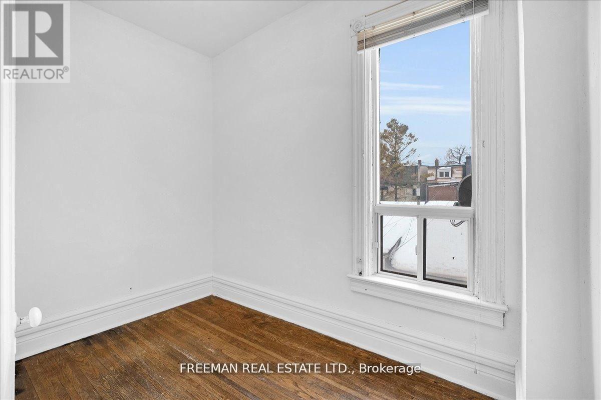 116 Brunswick Avenue, Toronto, Ontario  M5S 2M2 - Photo 15 - C13033020