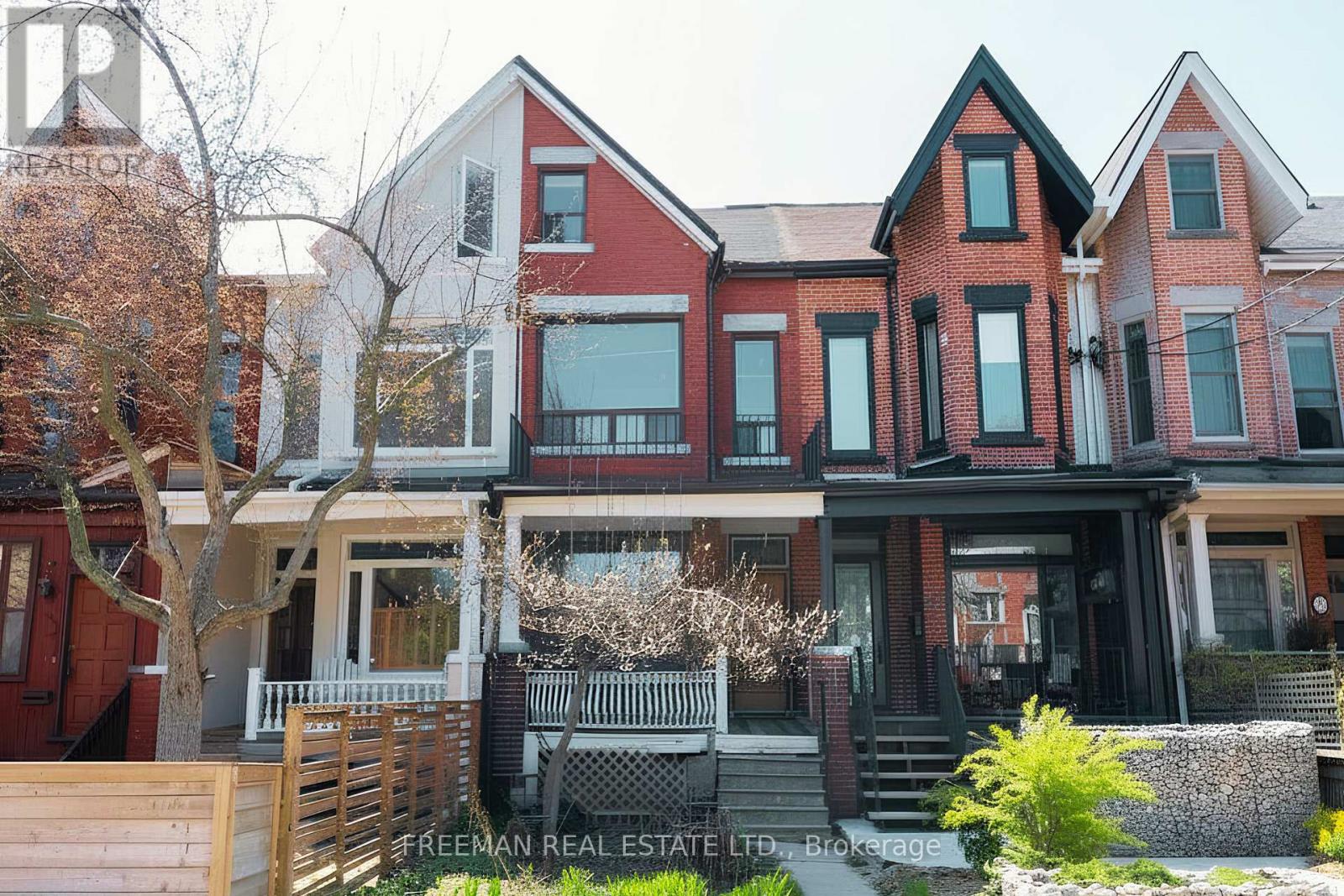 116 Brunswick Avenue, Toronto, Ontario  M5S 2M2 - Photo 2 - C13033020