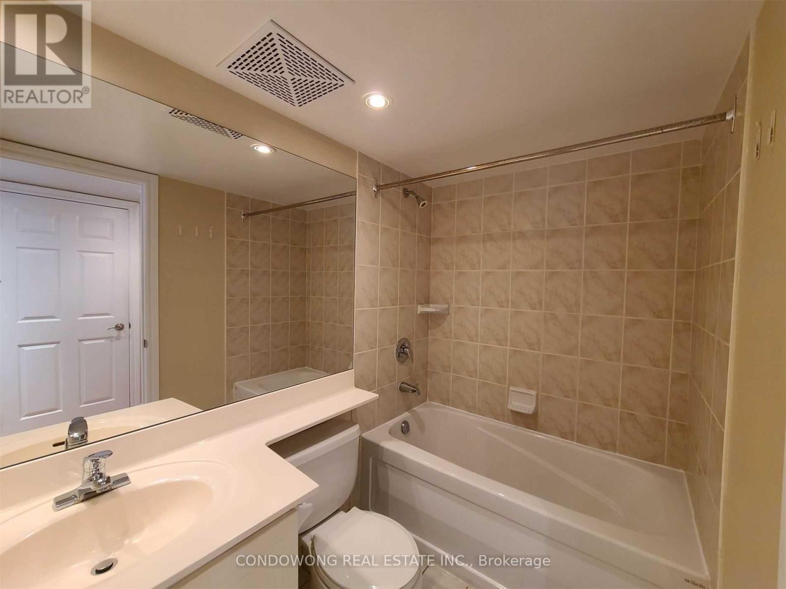 819 - 270 Wellington Street W, Toronto, Ontario  M5V 3P5 - Photo 7 - C13033038