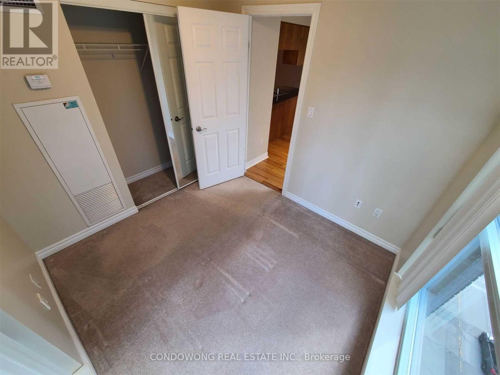 819 - 270 Wellington Street W, Toronto, Ontario  M5V 3P5 - Photo 9 - C13033038