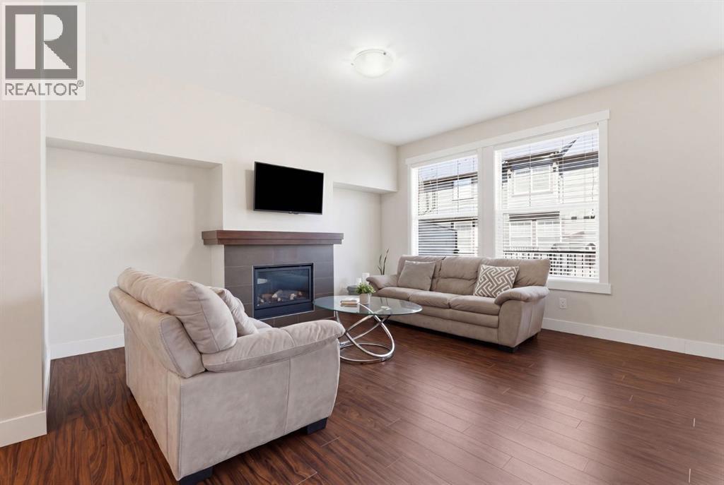 403, 110 Coopers Common Sw, Airdrie, Alberta  T4B 3Y3 - Photo 11 - A2303776