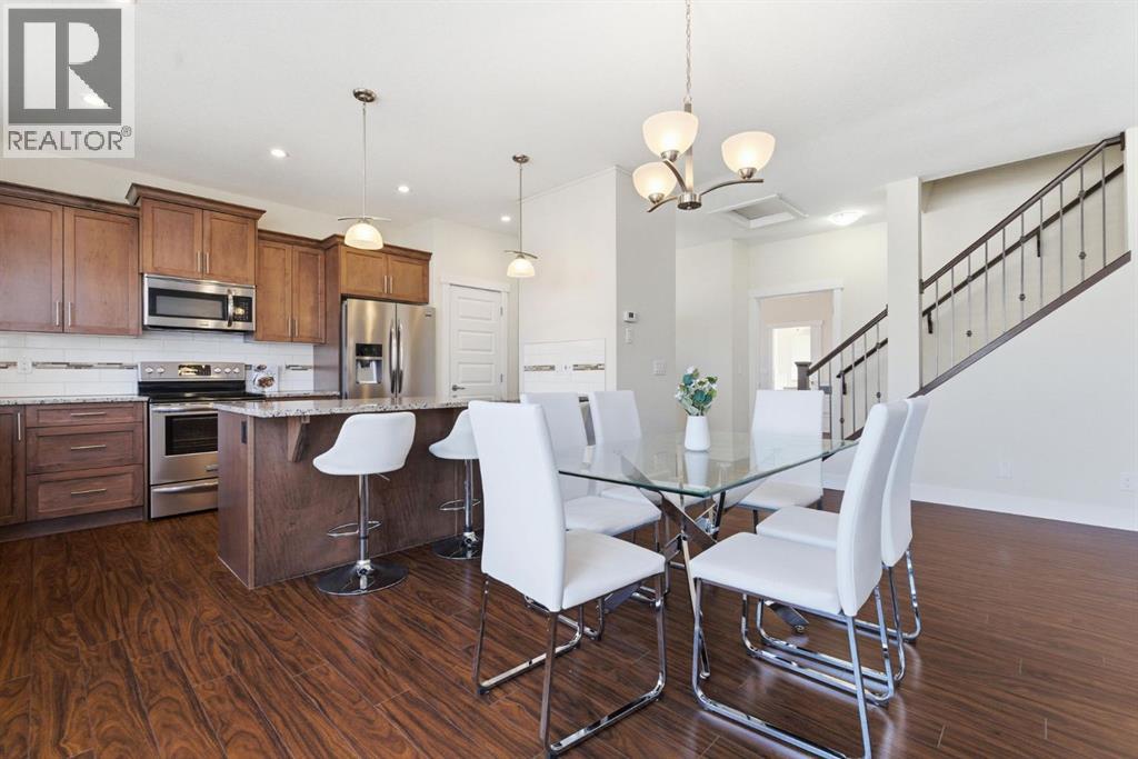 403, 110 Coopers Common Sw, Airdrie, Alberta  T4B 3Y3 - Photo 8 - A2303776