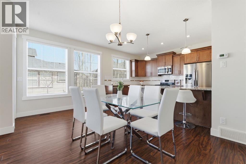 403, 110 Coopers Common Sw, Airdrie, Alberta  T4B 3Y3 - Photo 9 - A2303776