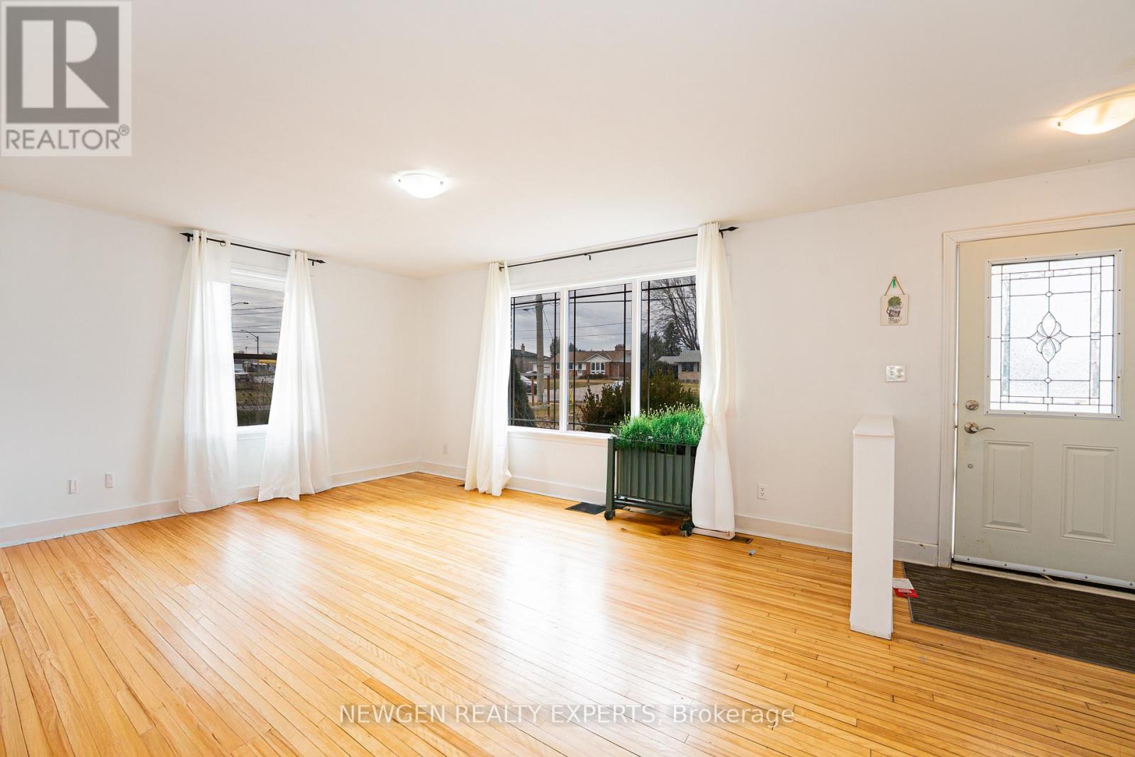 280 King George Road, Brantford, Ontario  N3R 5L6 - Photo 10 - X12806034