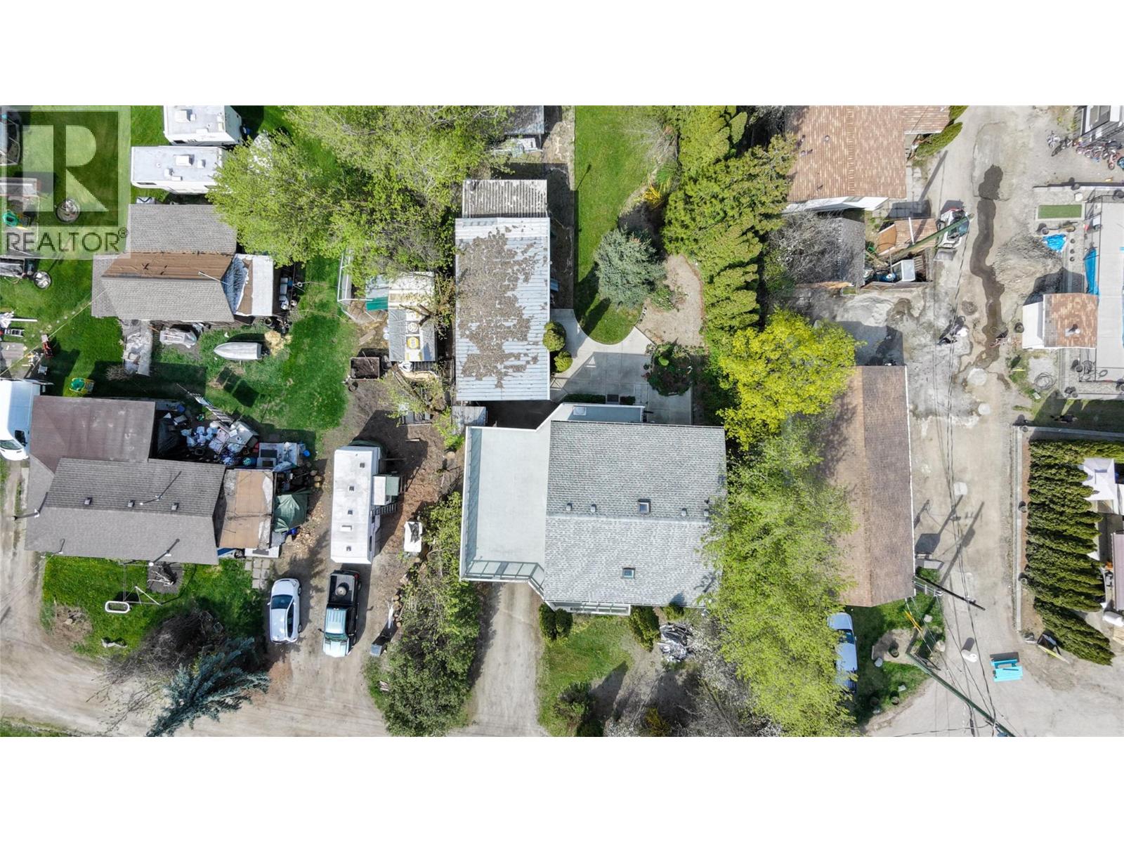 6292 Stickle Road, Vernon, British Columbia  V1B 3R2 - Photo 5 - 10375900