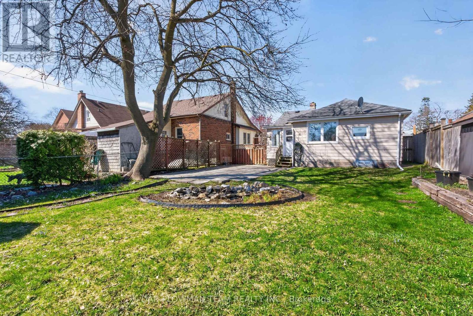 23 Patricia Avenue, Oshawa, Ontario  L1H 5W1 - Photo 23 - E13033018