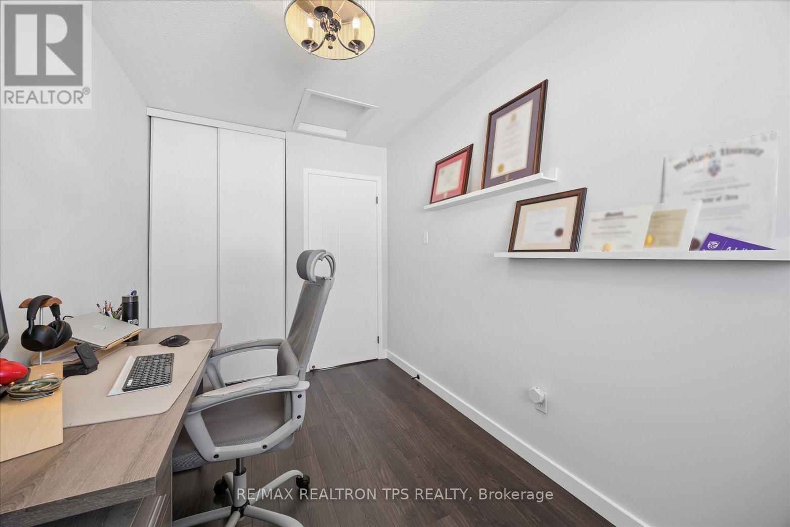 50 Spraggins Lane, Ajax, Ontario  L1T 4H2 - Photo 21 - E13033072