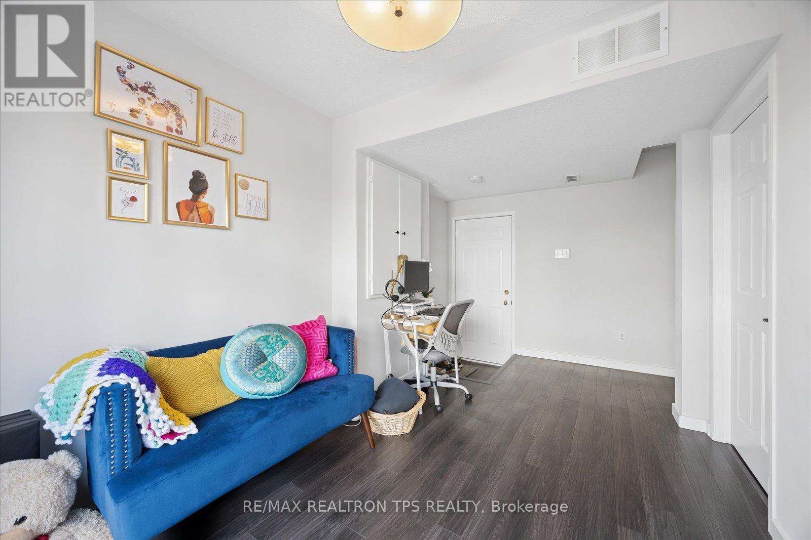 50 Spraggins Lane, Ajax, Ontario  L1T 4H2 - Photo 23 - E13033072