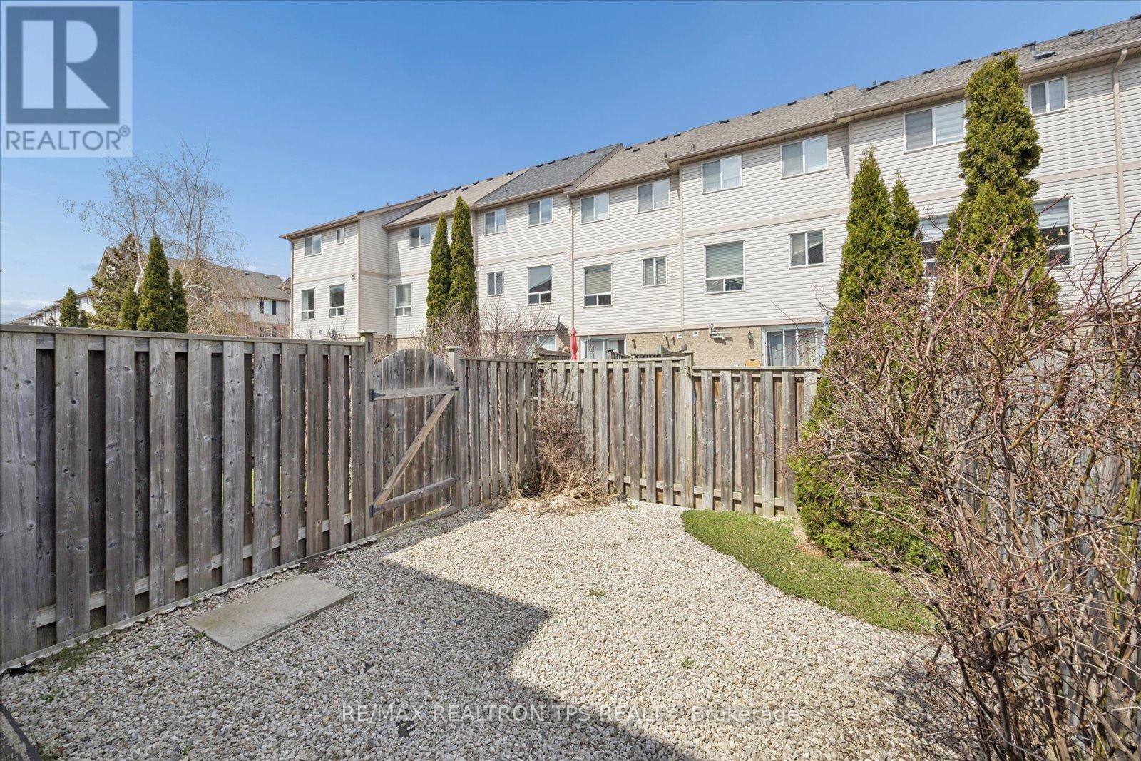 50 Spraggins Lane, Ajax, Ontario  L1T 4H2 - Photo 28 - E13033072