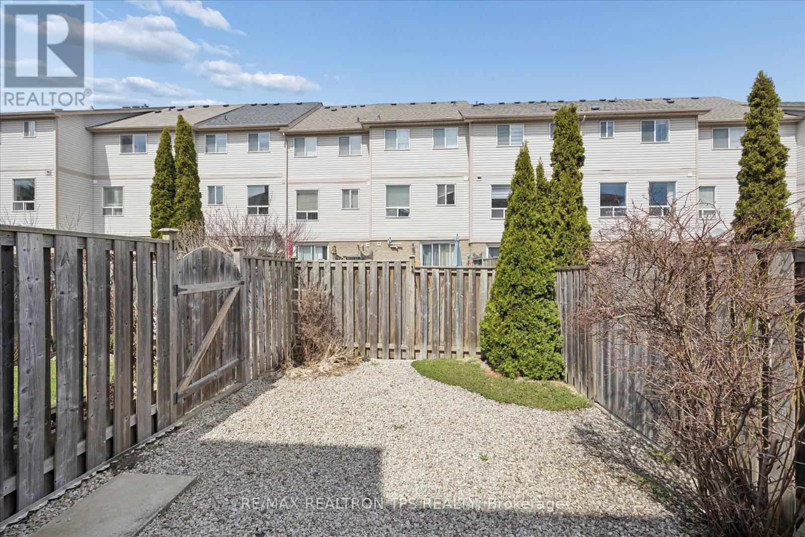 50 Spraggins Lane, Ajax, Ontario  L1T 4H2 - Photo 30 - E13033072