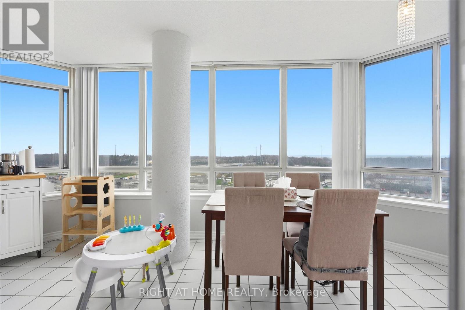 824 - 11753 Sheppard Avenue E, Toronto, Ontario  M1B 5M3 - Photo 16 - E13033090