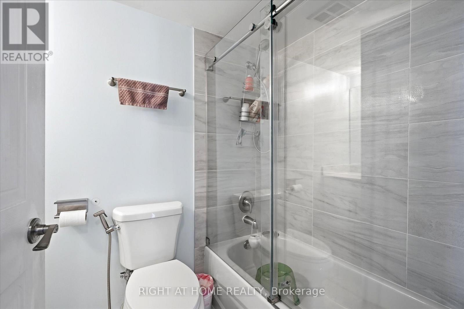 824 - 11753 Sheppard Avenue E, Toronto, Ontario  M1B 5M3 - Photo 24 - E13033090