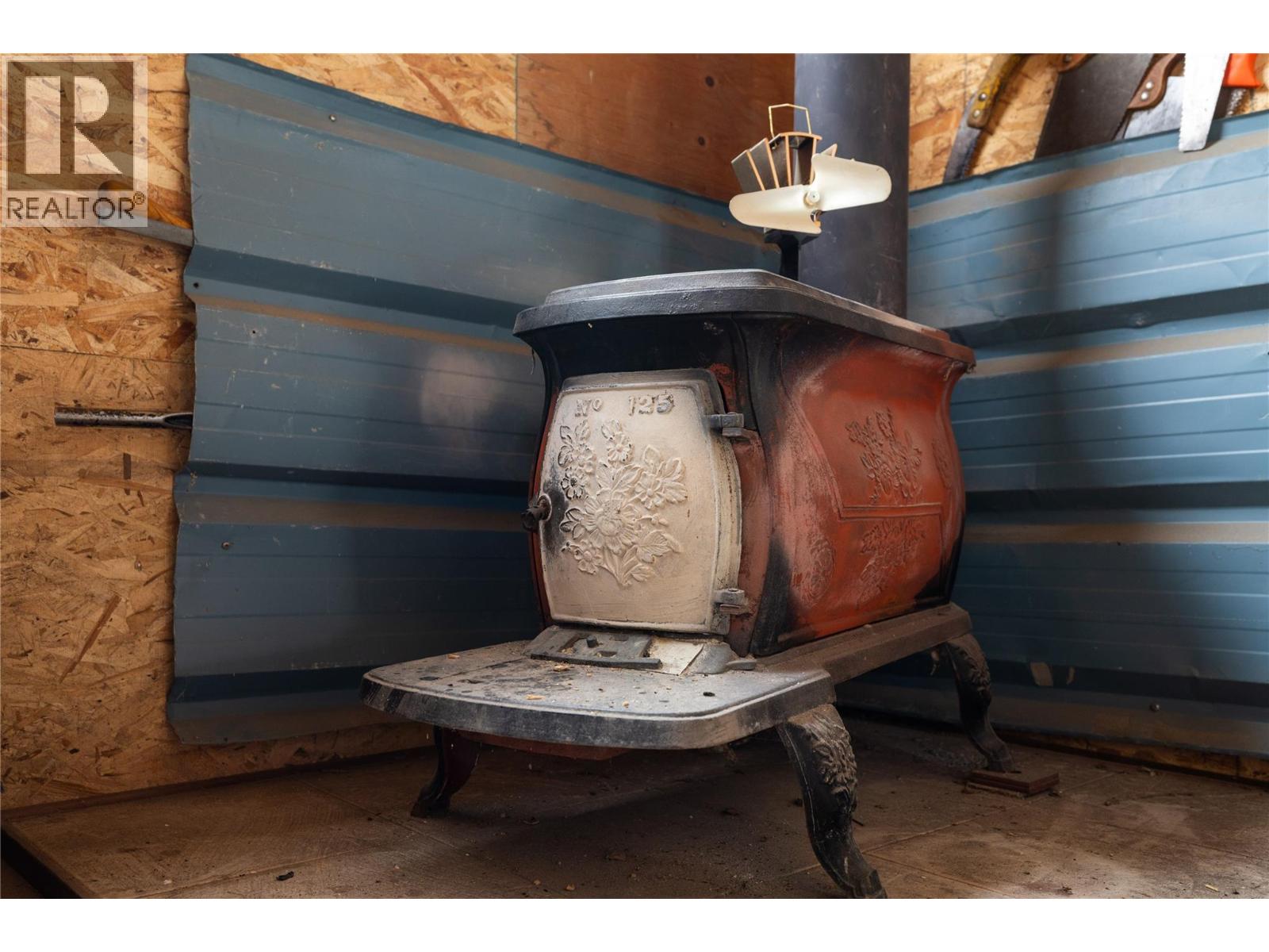 6292 Stickle Road, Vernon, British Columbia  V1B 3R2 - Photo 59 - 10375900