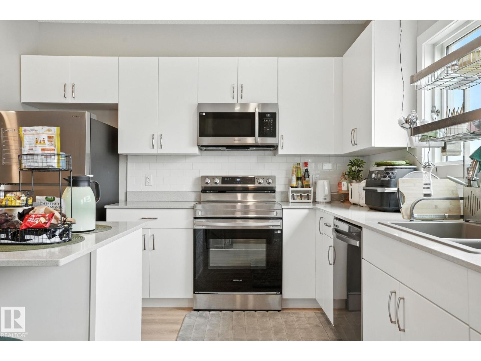 6260 175 Av Nw, Edmonton, Alberta  T5Y 4H3 - Photo 10 - E4483614