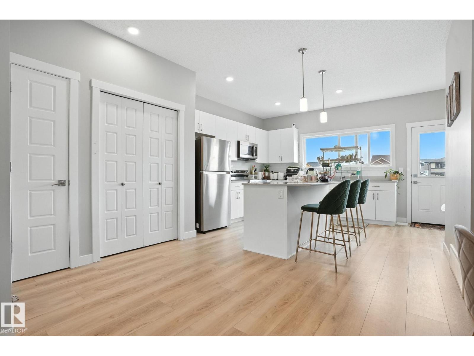 6260 175 Av Nw, Edmonton, Alberta  T5Y 4H3 - Photo 7 - E4483614