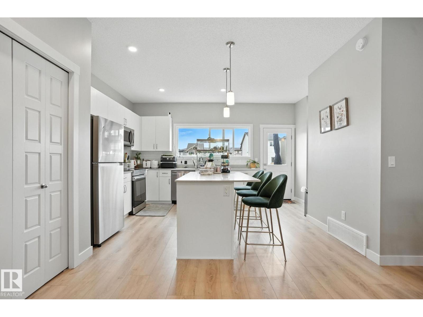 6260 175 Av Nw, Edmonton, Alberta  T5Y 4H3 - Photo 8 - E4483614