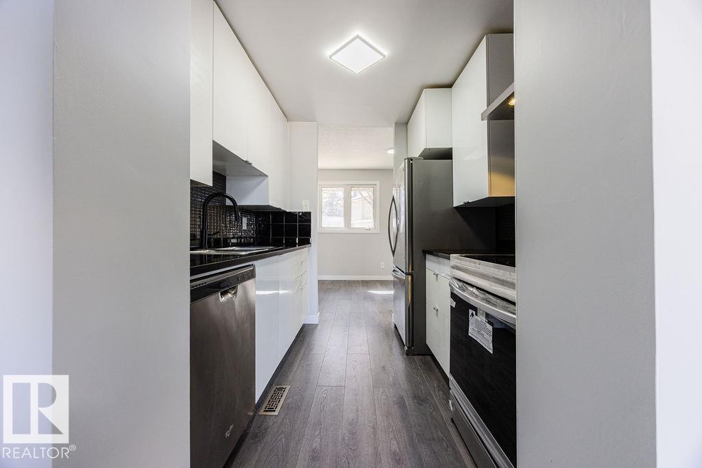113 Abbottsfield Rd Nw, Edmonton, Alberta  T5W 4S9 - Photo 11 - E4483615