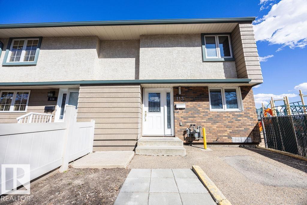 113 Abbottsfield Rd Nw, Edmonton, Alberta  T5W 4S9 - Photo 2 - E4483615