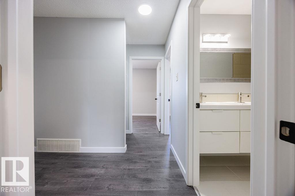 113 Abbottsfield Rd Nw, Edmonton, Alberta  T5W 4S9 - Photo 22 - E4483615