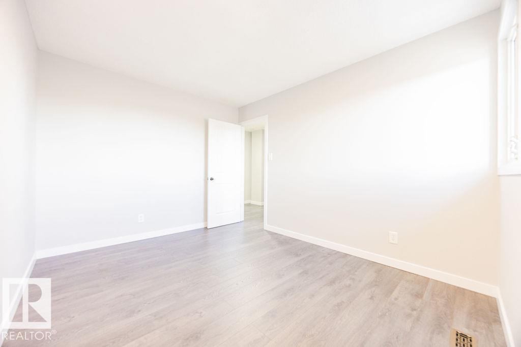 113 Abbottsfield Rd Nw, Edmonton, Alberta  T5W 4S9 - Photo 26 - E4483615
