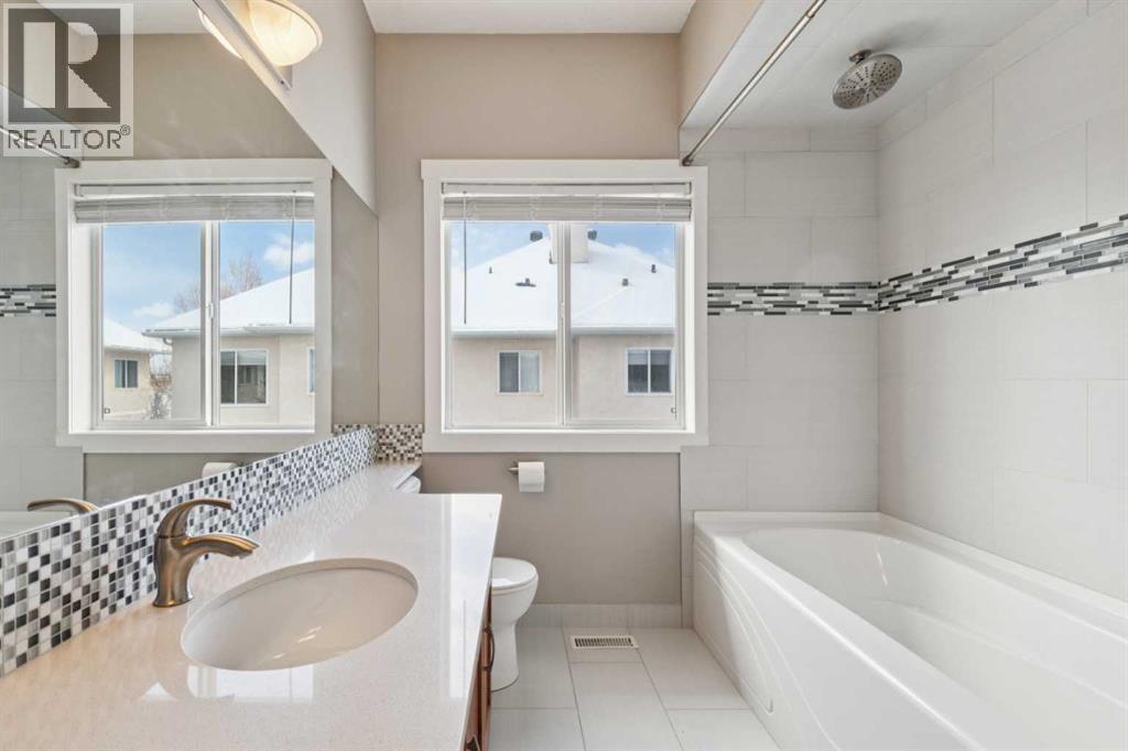 39 Sierra Morena Landing Sw, Calgary, Alberta  T3H 4K3 - Photo 22 - A2295738