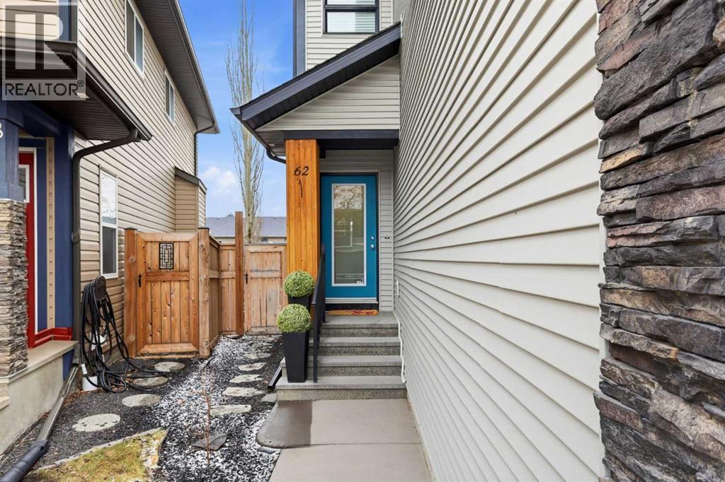 62 Walden Court SE, Calgary, Alberta  T2X 0N8 - Photo 2 - A2296417