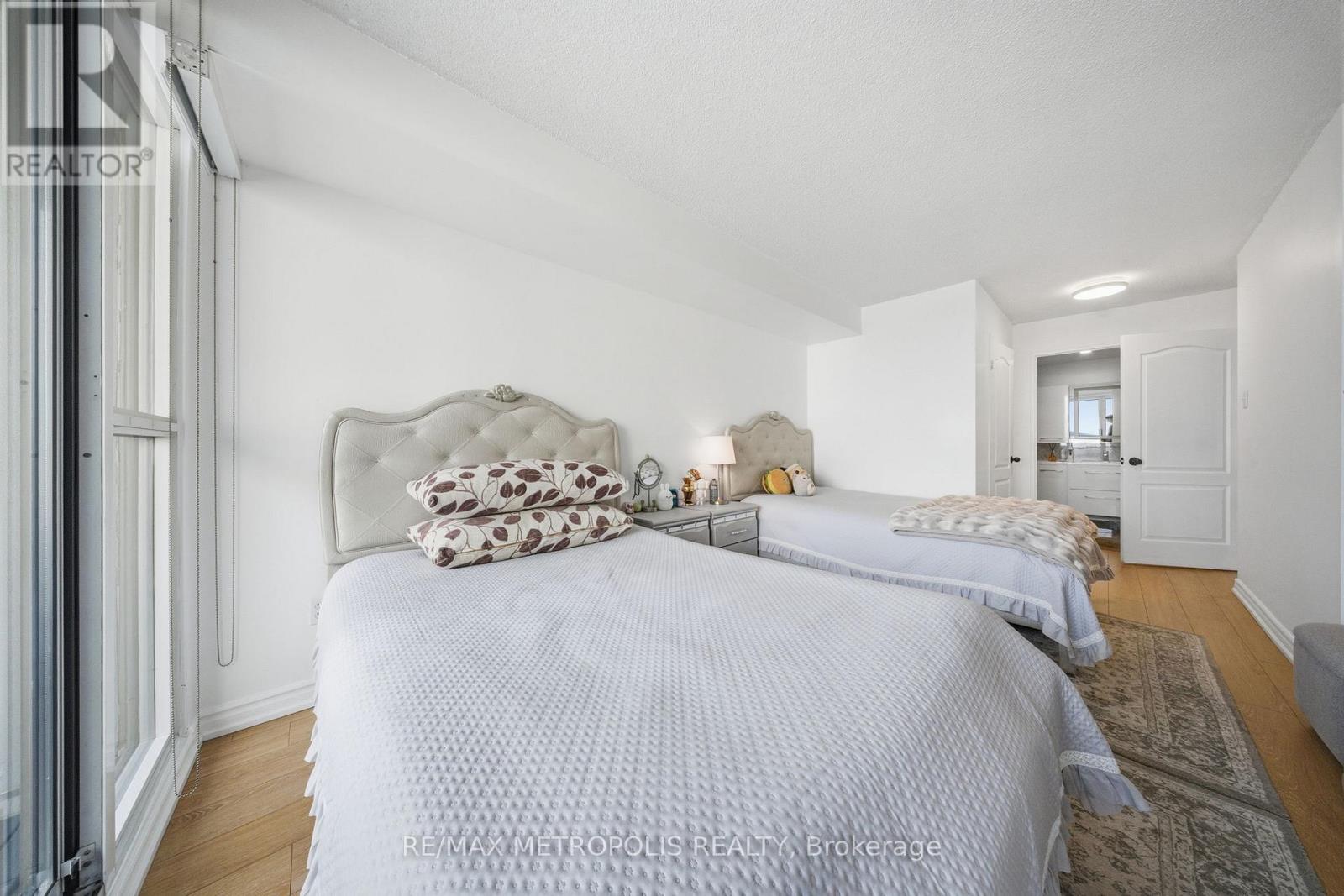 1501 - 11 Townsgate Drive, Vaughan, Ontario  L4J 8G4 - Photo 22 - N13033088