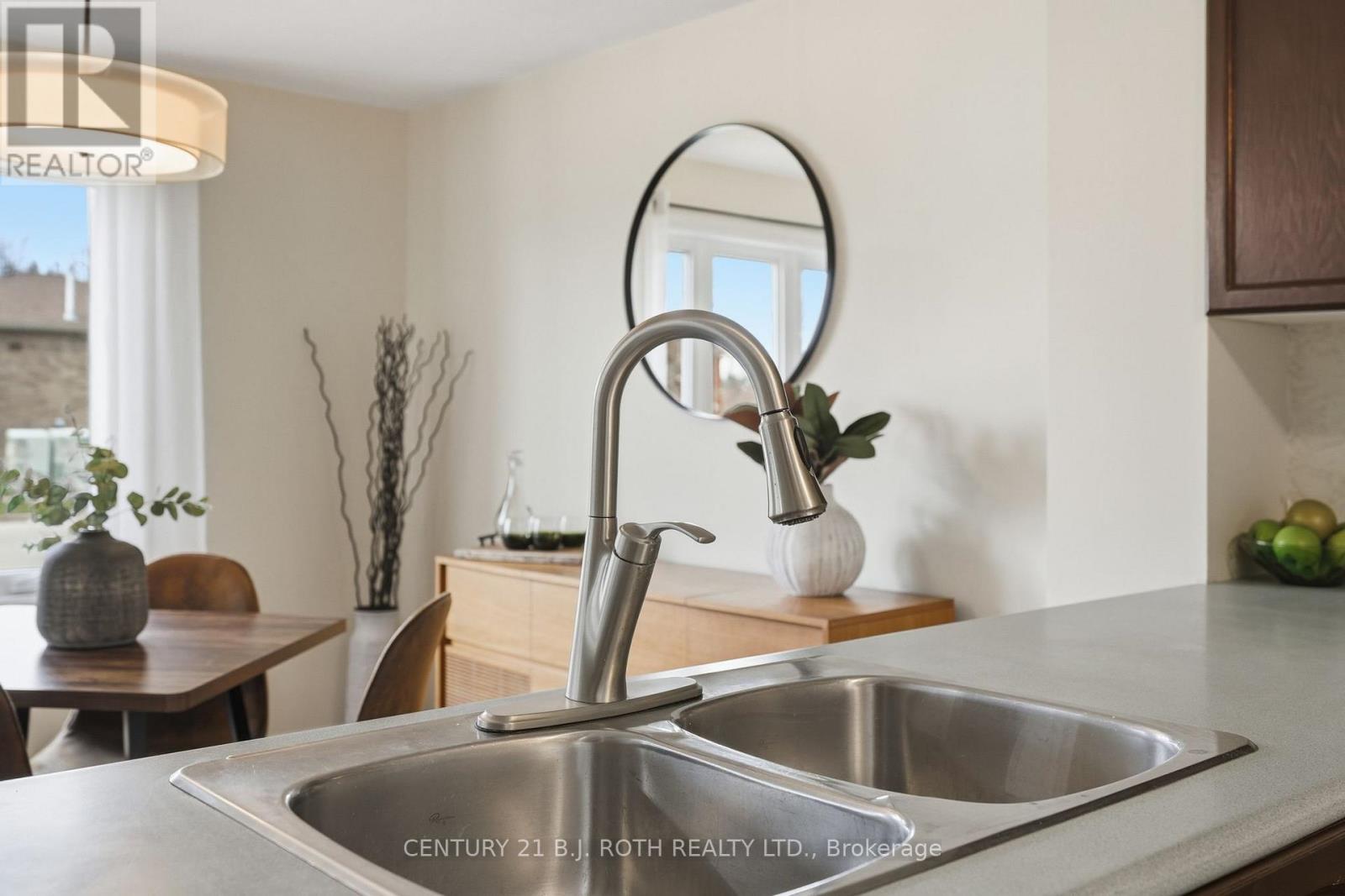 130 Athabaska Road, Barrie, Ontario  L4N 8E5 - Photo 11 - S13033008