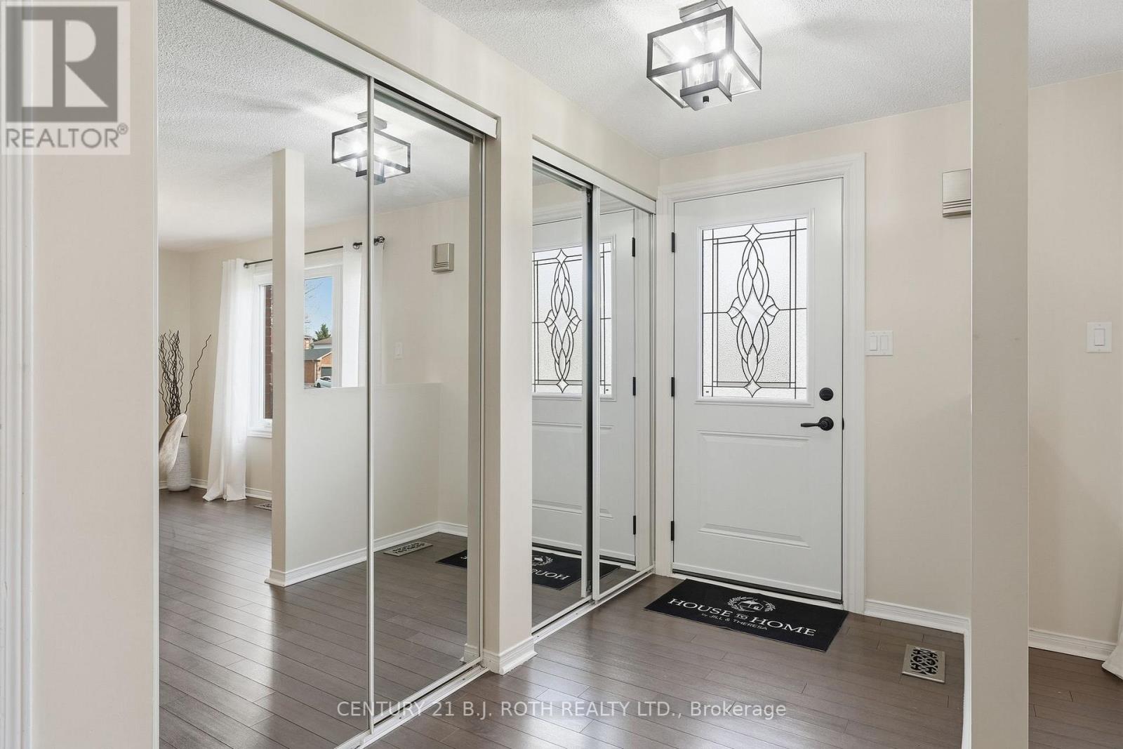 130 Athabaska Road, Barrie, Ontario  L4N 8E5 - Photo 5 - S13033008