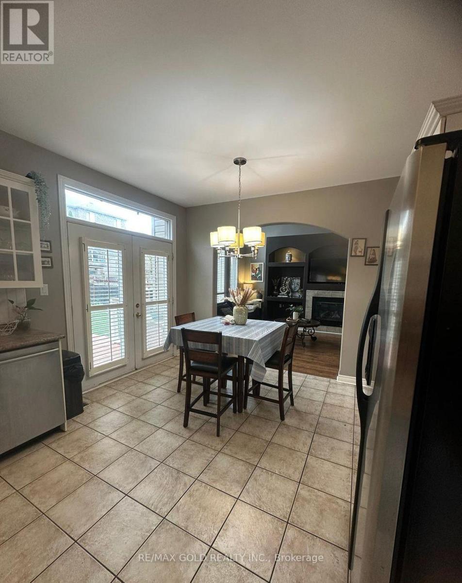 28 Sovereign's Gate, Barrie, Ontario  L4N 0K7 - Photo 14 - S13033036