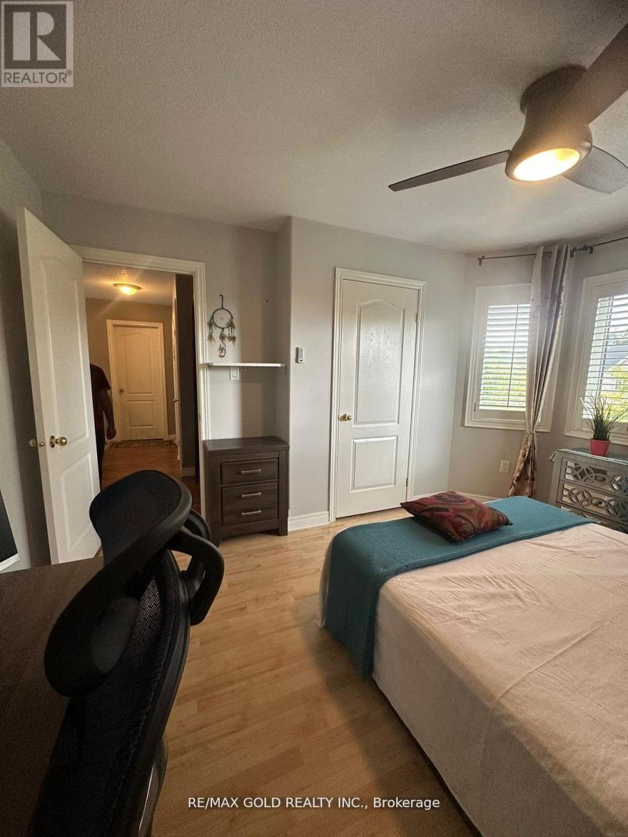 28 Sovereign's Gate, Barrie, Ontario  L4N 0K7 - Photo 20 - S13033036