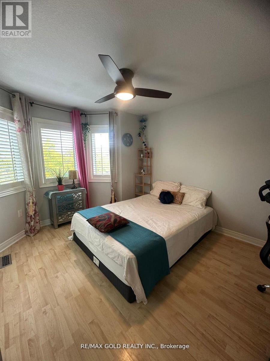 28 Sovereign's Gate, Barrie, Ontario  L4N 0K7 - Photo 21 - S13033036