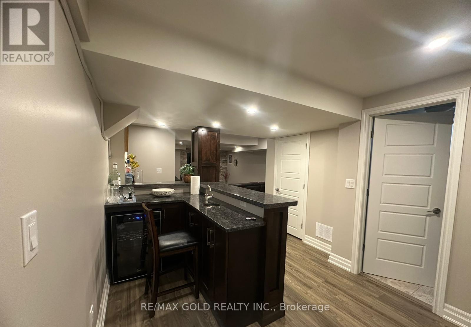 28 Sovereign's Gate, Barrie, Ontario  L4N 0K7 - Photo 29 - S13033036