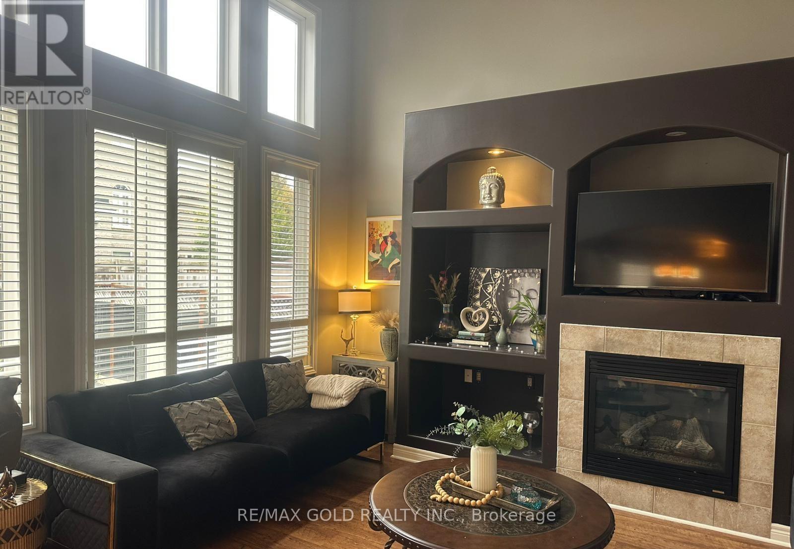 28 Sovereign's Gate, Barrie, Ontario  L4N 0K7 - Photo 7 - S13033036